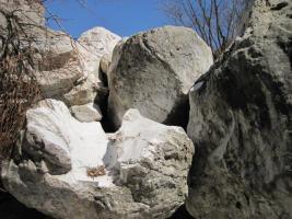 Veses River, big boulders
